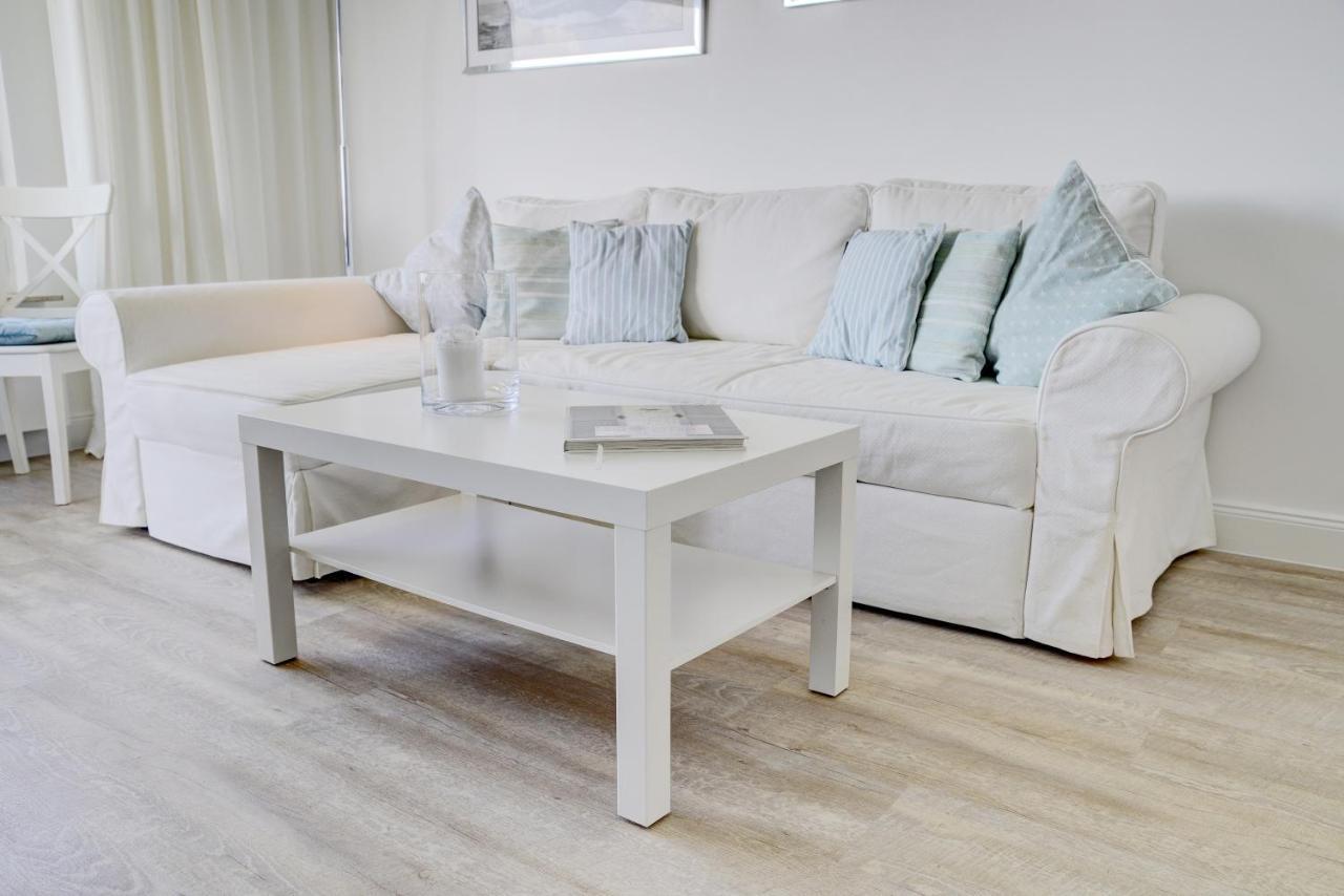 Fewo1846 - Fjordview - Komfortables Studioapartment Mit Balkon Und Meerblick 글룩스부르크 외부 사진