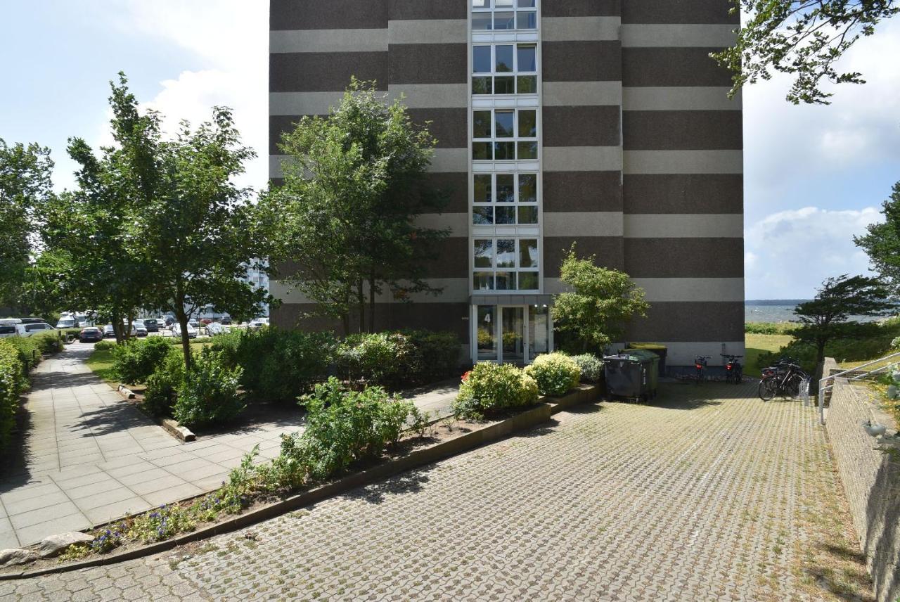 Fewo1846 - Fjordview - Komfortables Studioapartment Mit Balkon Und Meerblick 글룩스부르크 외부 사진
