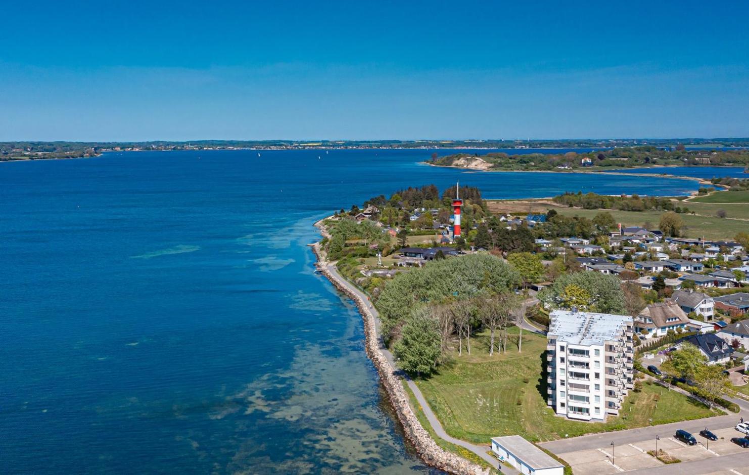 Fewo1846 - Fjordview - Komfortables Studioapartment Mit Balkon Und Meerblick 글룩스부르크 외부 사진